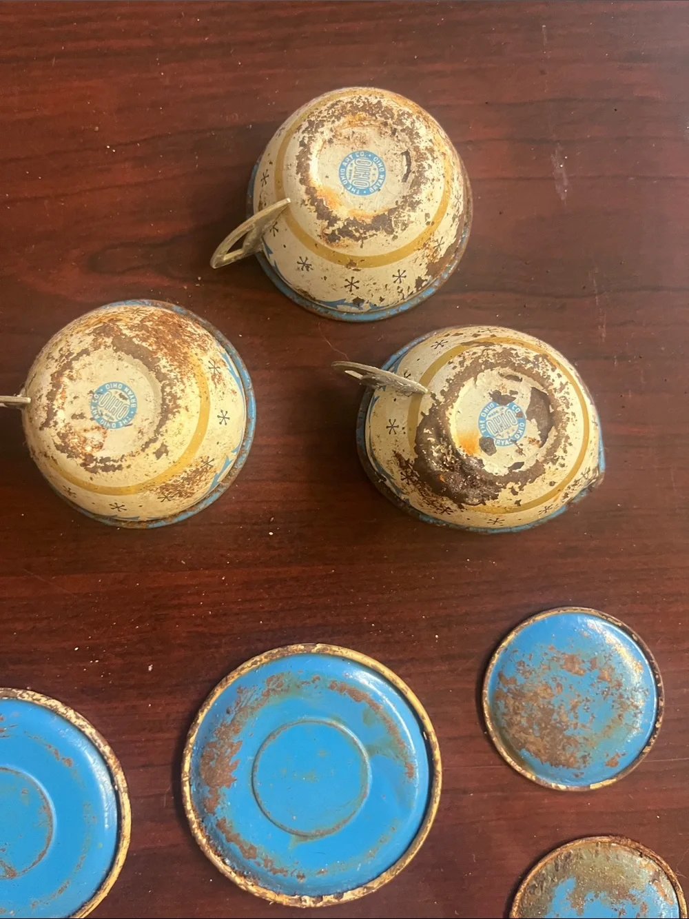 Vintage lot of Ohio Art Irwin Tin Litho Tea cups, saucers, and plates 13 pieces